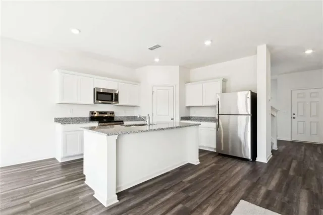 $2,300 | 94 Rowlett Place, Winder, GA 30680