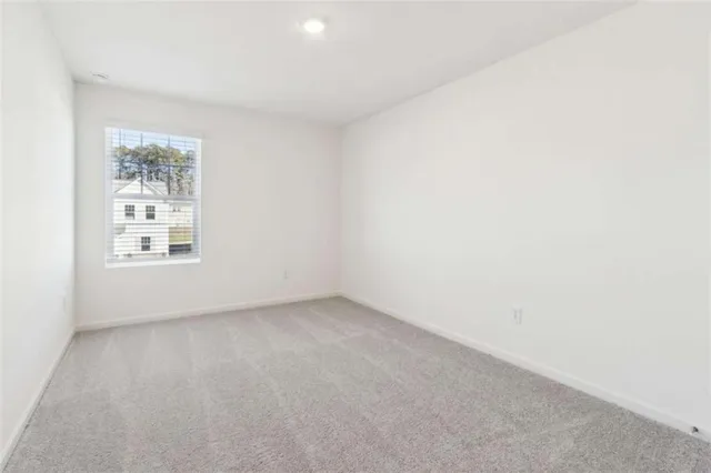 $2,300 | 94 Rowlett Place, Winder, GA 30680