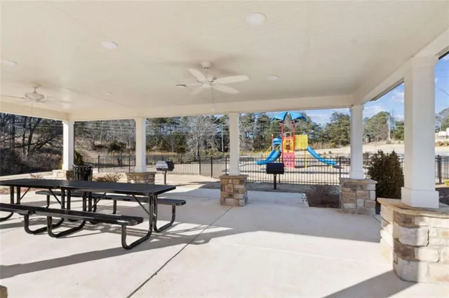 $2,300 | 94 Rowlett Place, Winder, GA 30680