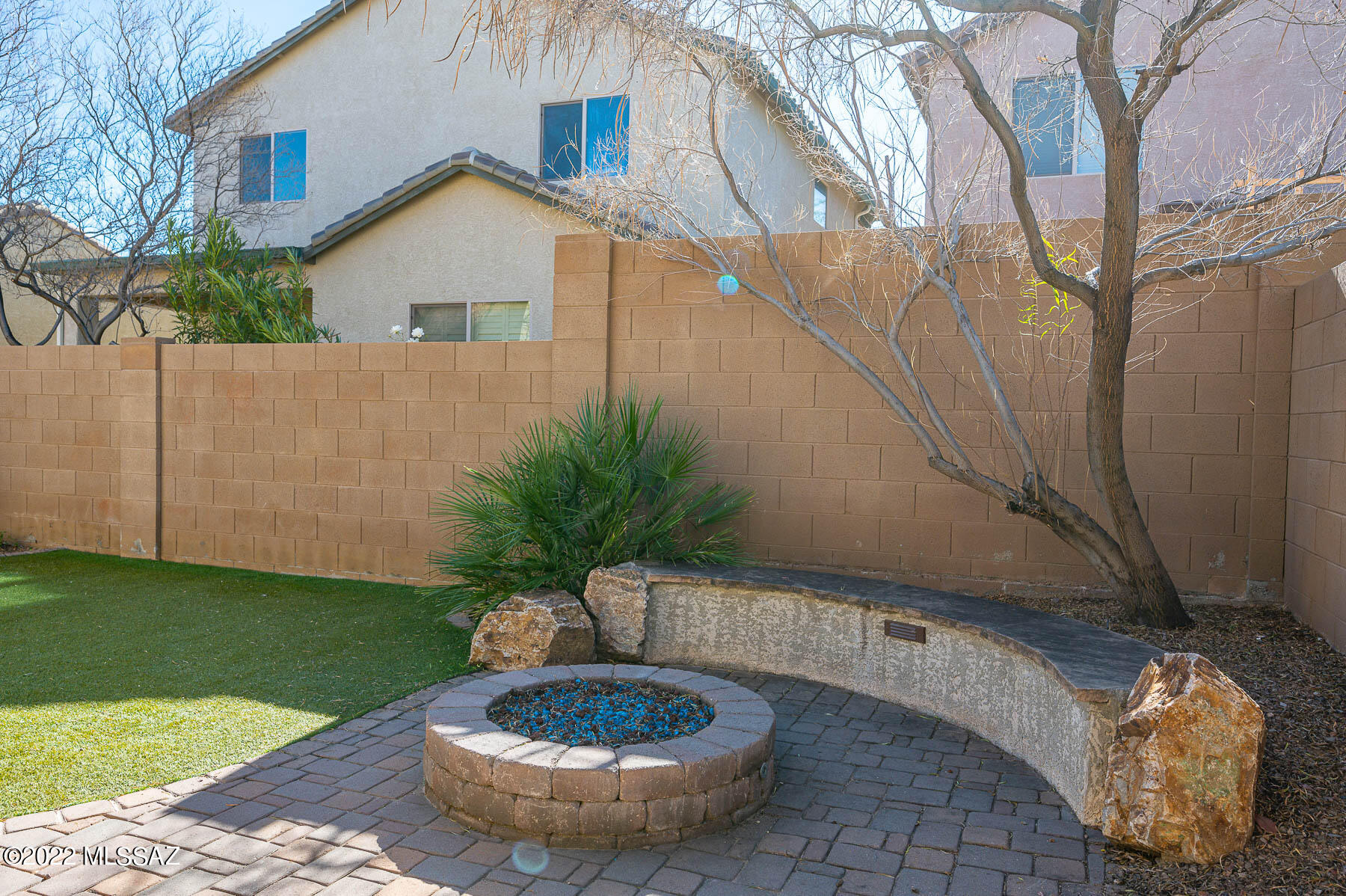 10804 East Salsabila Road Tucson, AZ 85747 - Photo 43 of 50 a view of a backyard of the house