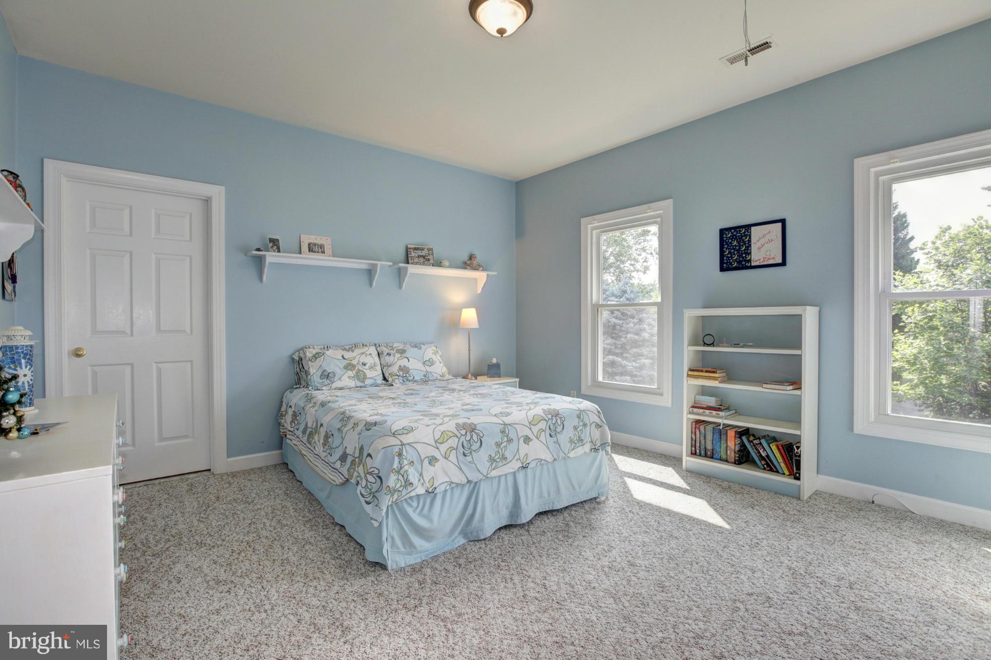 5617 Griffith Farm Road Rockville, MD 20855 - Photo 19 of 30 Bedroom