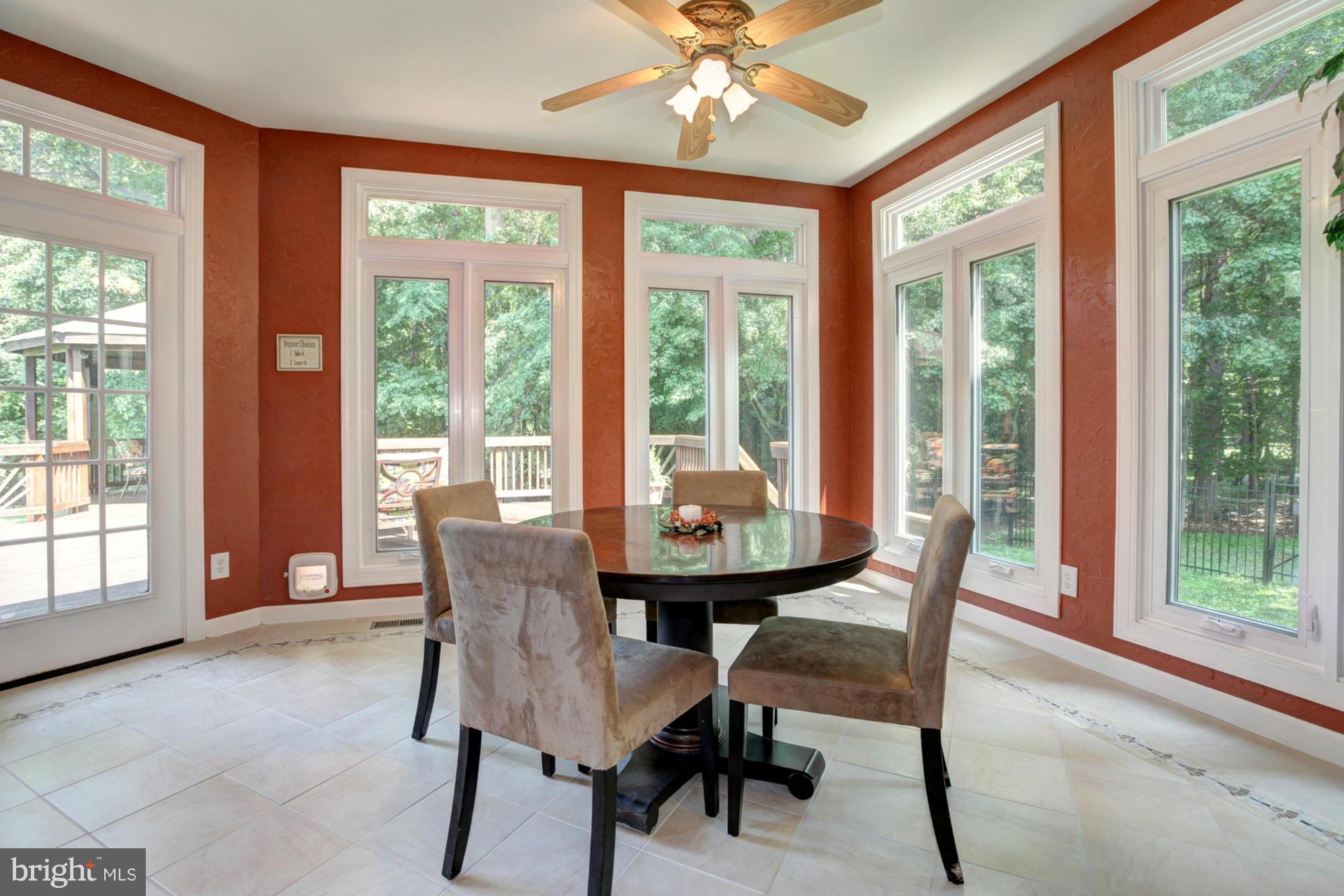 Breakfast Room