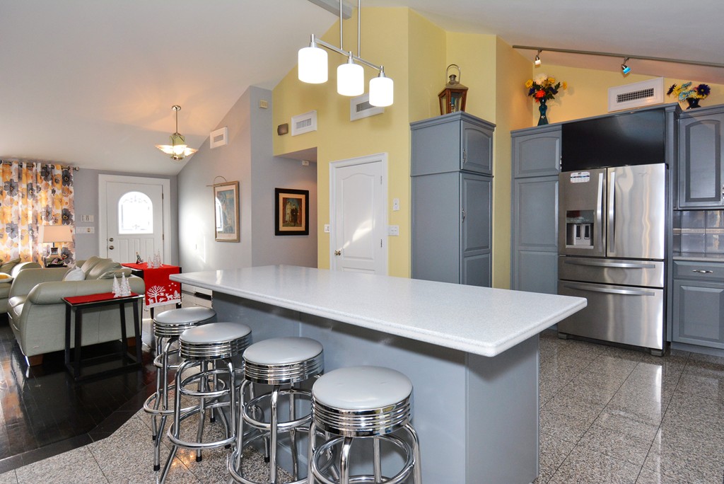 112 River Road Winthrop, MA 02152 - Photo 10 of 28 Gallery Image 10