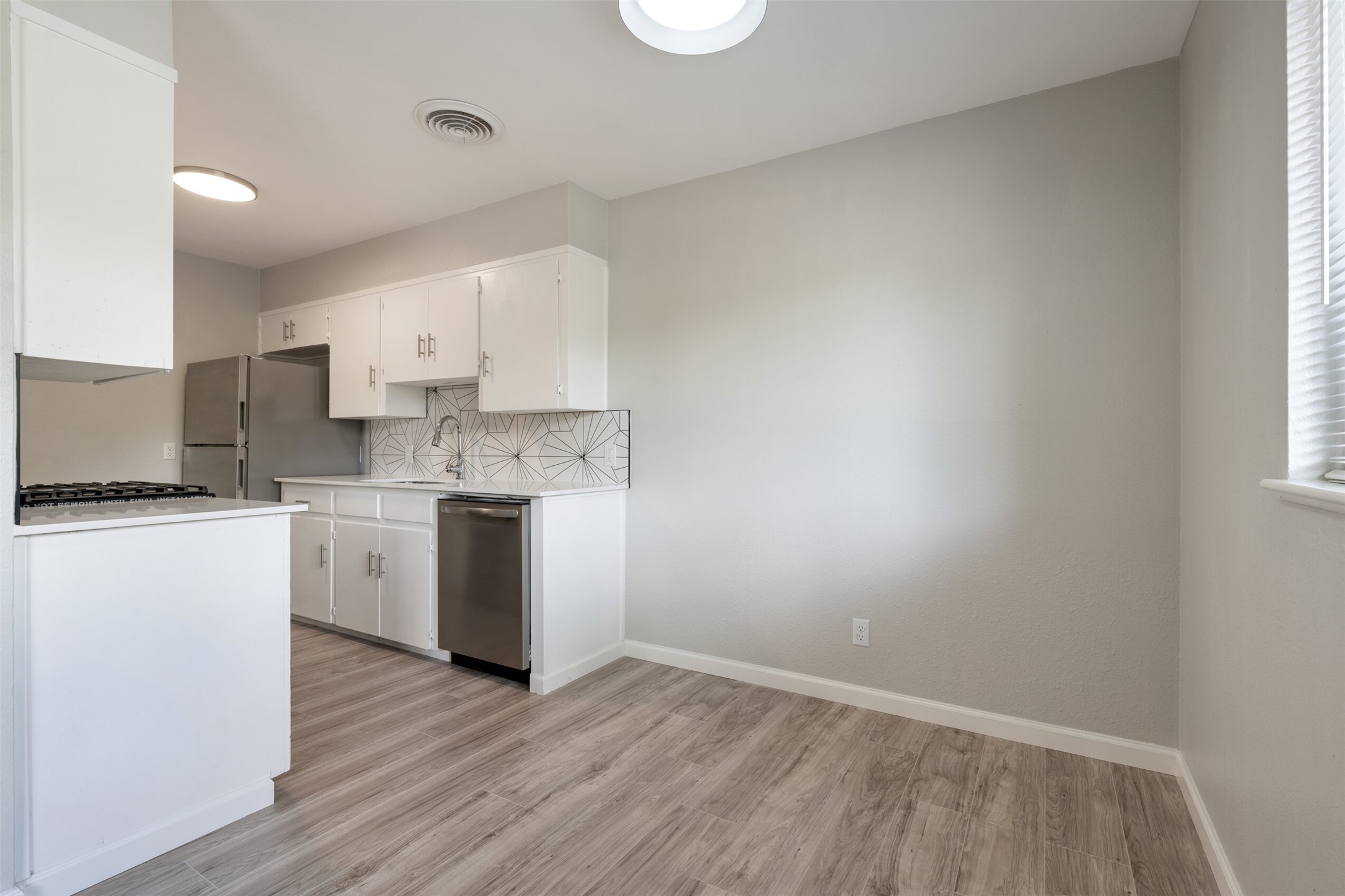 1513 Braes Ridge Drive, Unit B Austin, TX 78723 - Photo 10 of 21