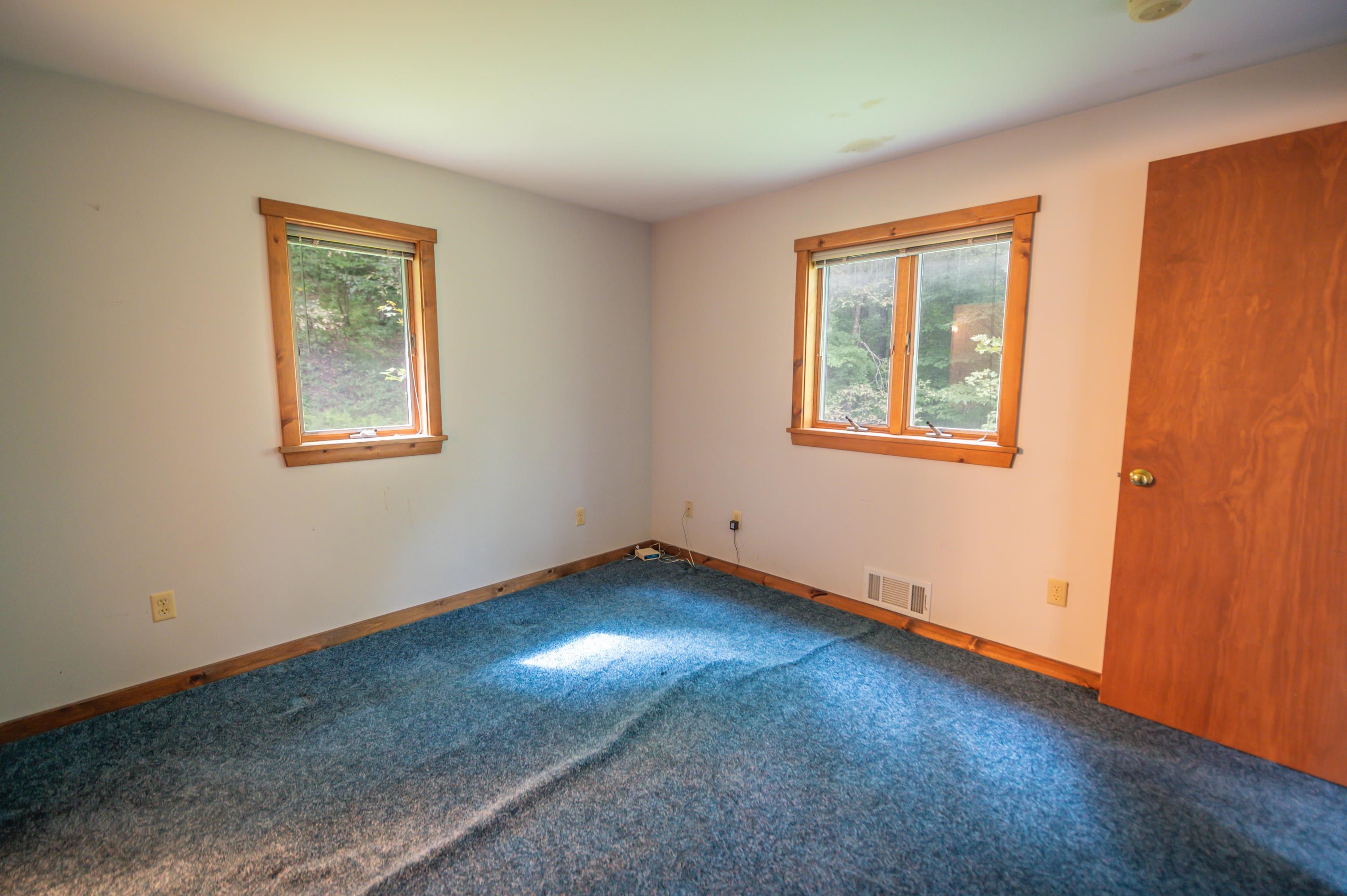 65 Country Club Road Wilmington, VT 05363 - Photo 5 of 21 Gallery Image 5