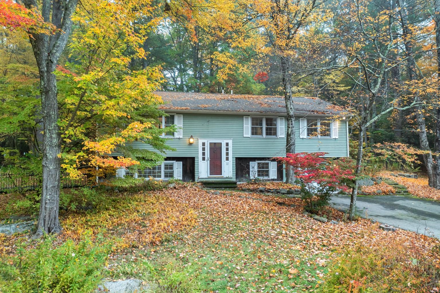 13 Woodridge Road Durham, NH 03824 - Photo 5 of 36 Gallery Image 5