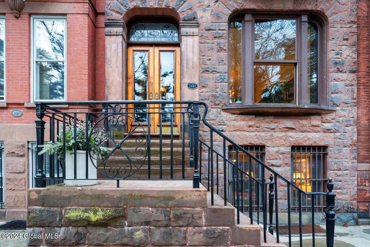 443 State Street Albany, NY 12203 - Photo 4 of 60 01-DSC03145