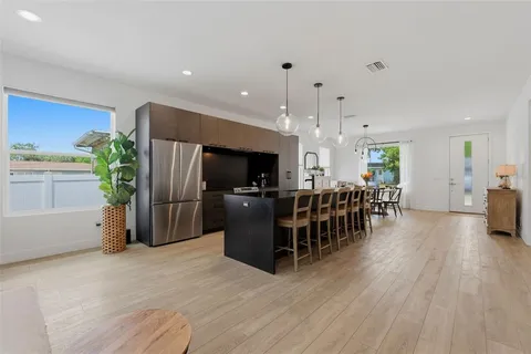$750,000 | 5160 Dartmouth Avenue North, St. Petersburg, FL 33710