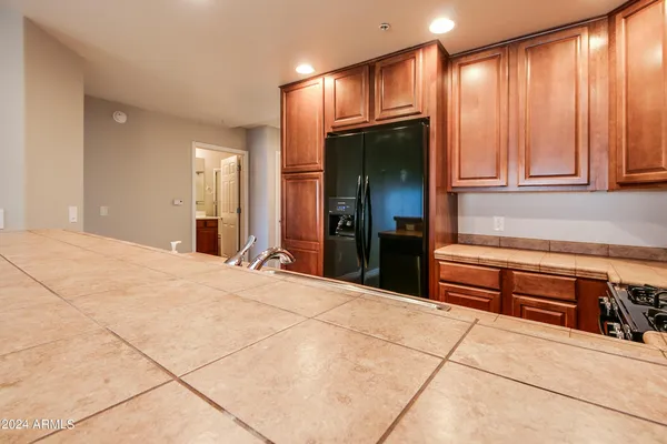 $1,800 | 5450 East Deer Valley Drive, Unit 4004, Phoenix, AZ 85054