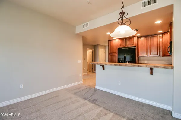$1,800 | 5450 East Deer Valley Drive, Unit 4004, Phoenix, AZ 85054