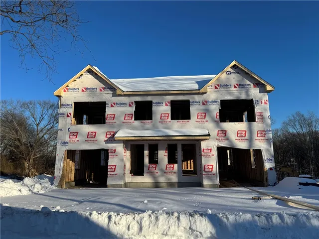 $439,900 | 29 Prospect Street, Unit 2, Cumberland, RI 02864