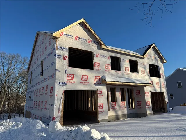 $439,900 | 29 Prospect Street, Unit 2, Cumberland, RI 02864