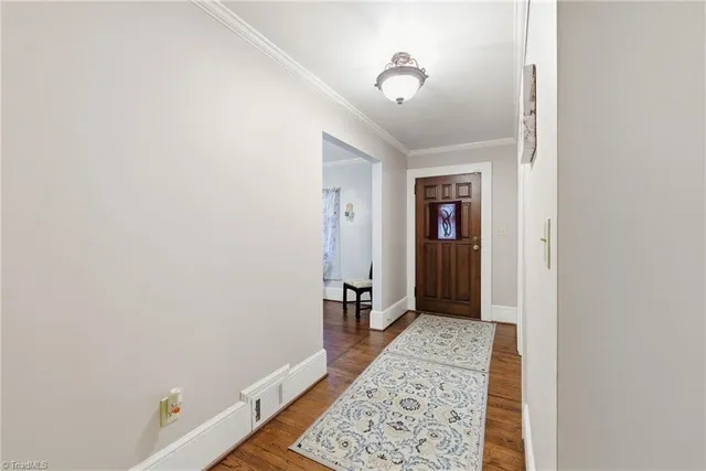 $295,000 | 422 Woodsway Drive, Lexington, NC 27292