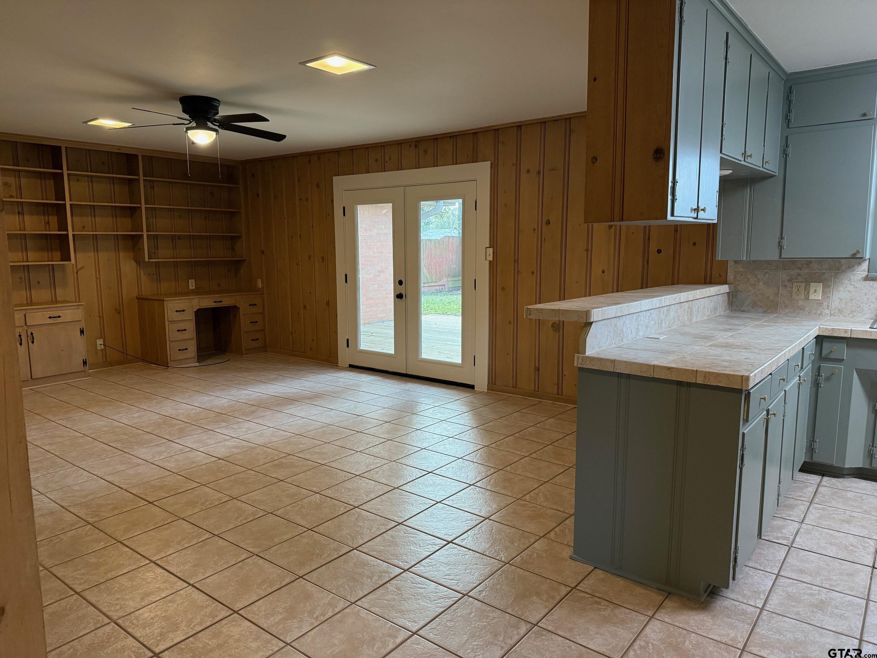 301 Ridgecrest Drive Tyler, TX 75701 - Photo 2 of 27