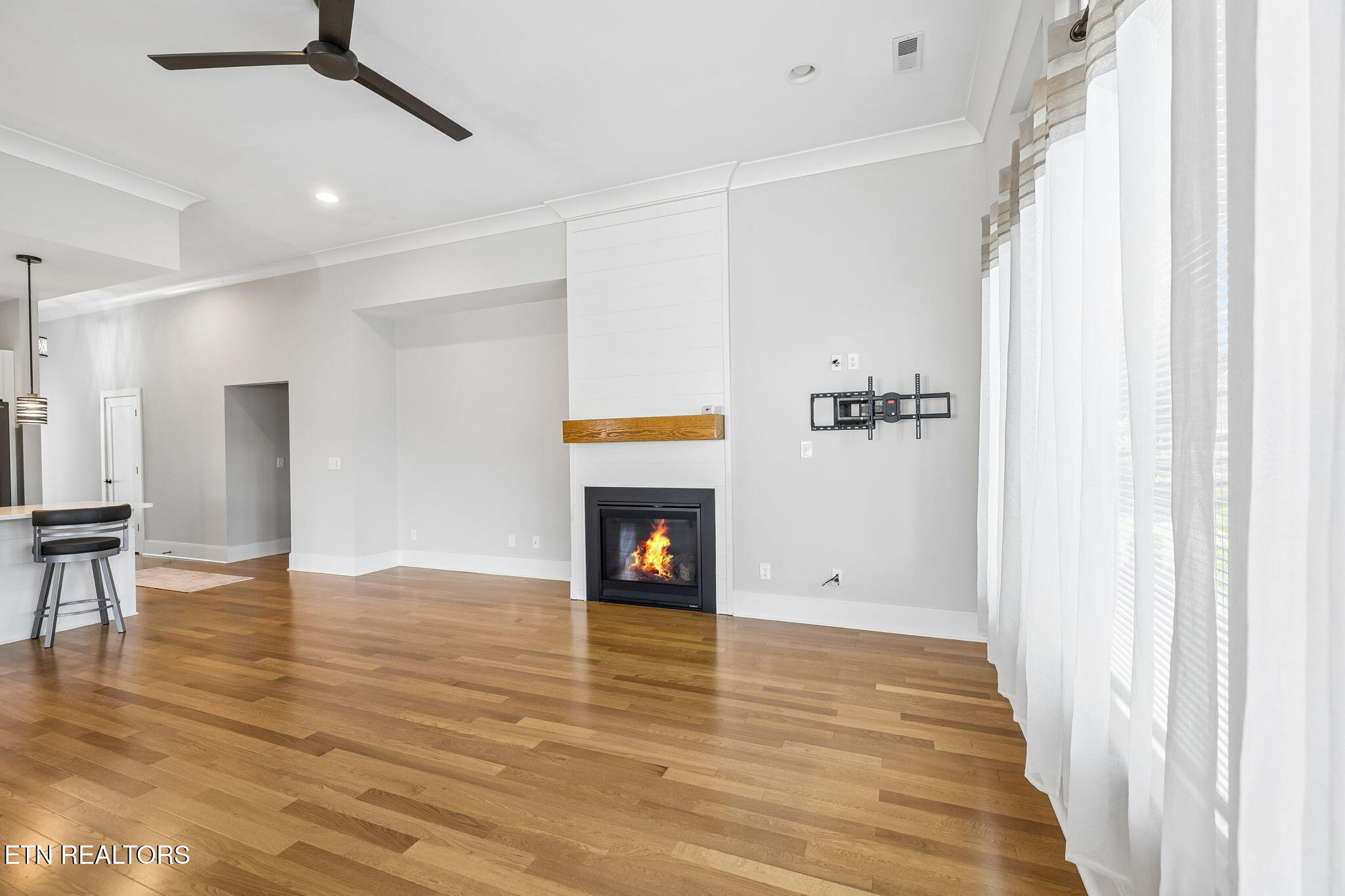 1947 Cochran Road Maryville, TN 37803 - Photo 15 of 47 Gas Fireplace in Living Room