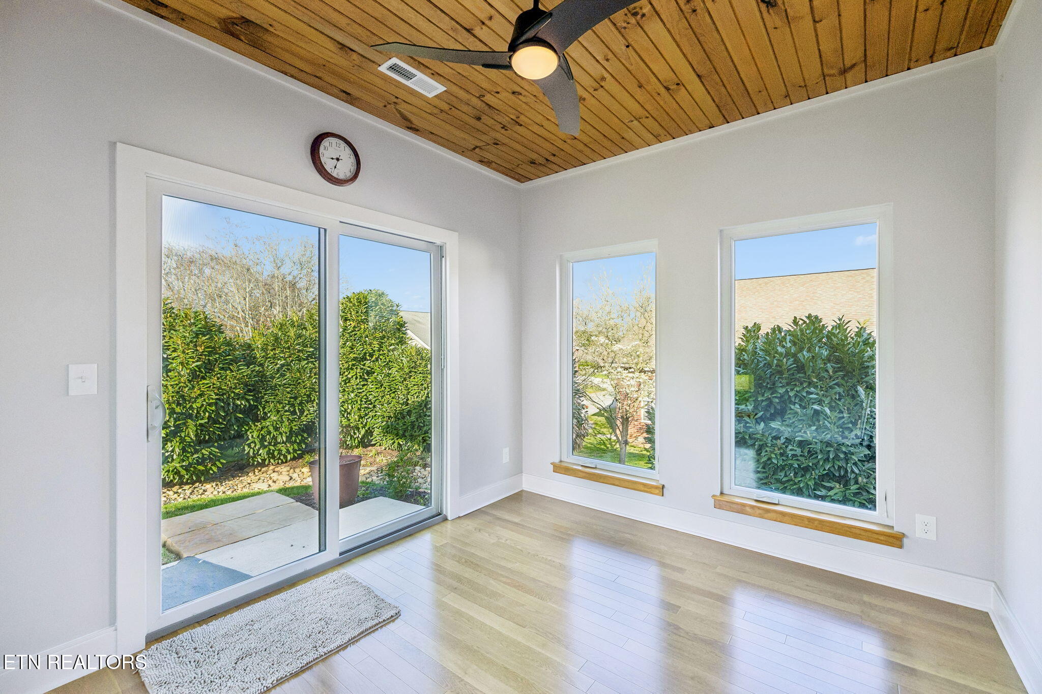 1947 Cochran Road Maryville, TN 37803 - Photo 25 of 47 Sunroom