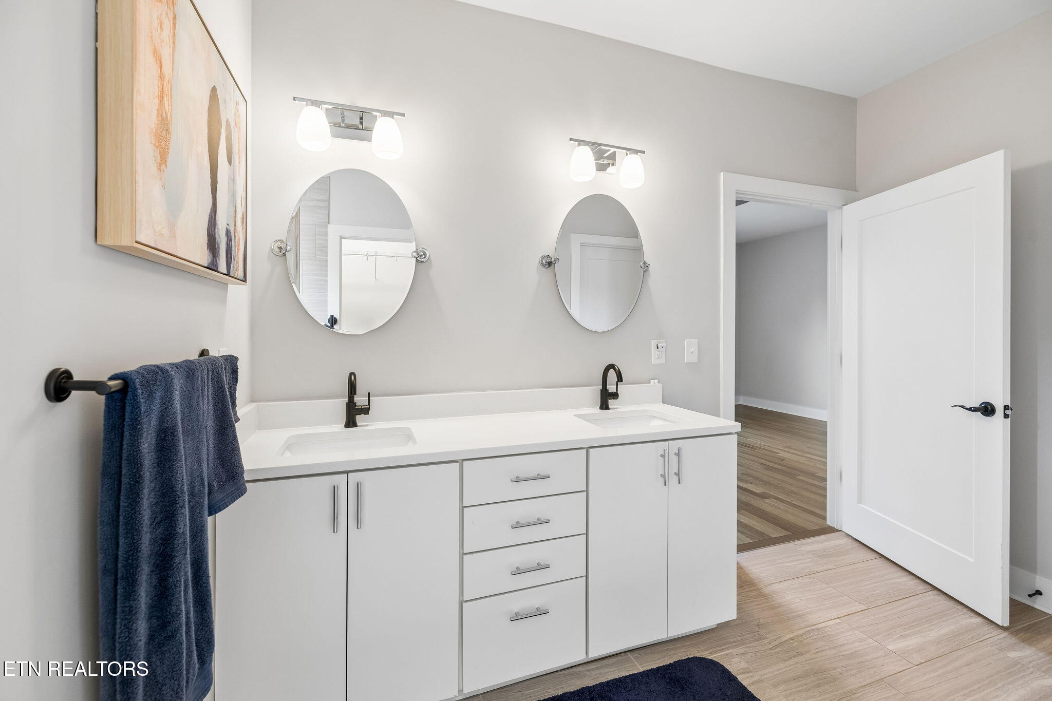 1947 Cochran Road Maryville, TN 37803 - Photo 32 of 47 Dual Vanity in Master