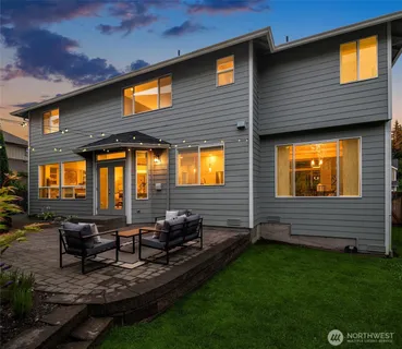 $1,825,000 | 2205 239th Place Northeast, Sammamish, WA 98074