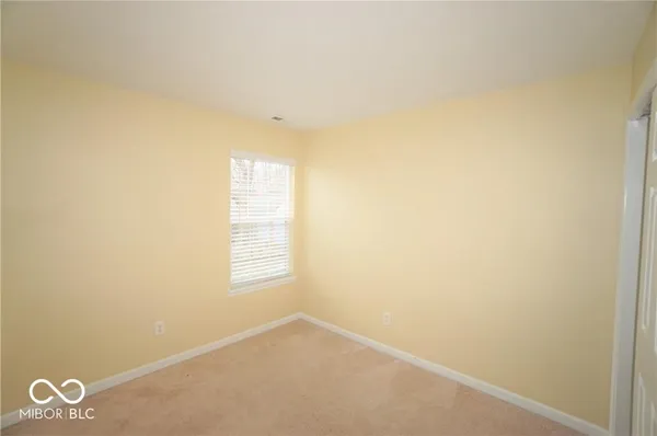 $1,450 | 2420 Treasury Row, Indianapolis, IN 46229