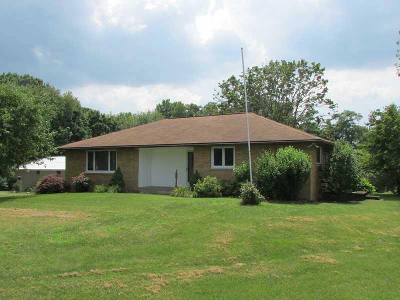 711 West Old Rte 422 Butler, PA 16001 - Photo 1 of 13 Exterior Front.