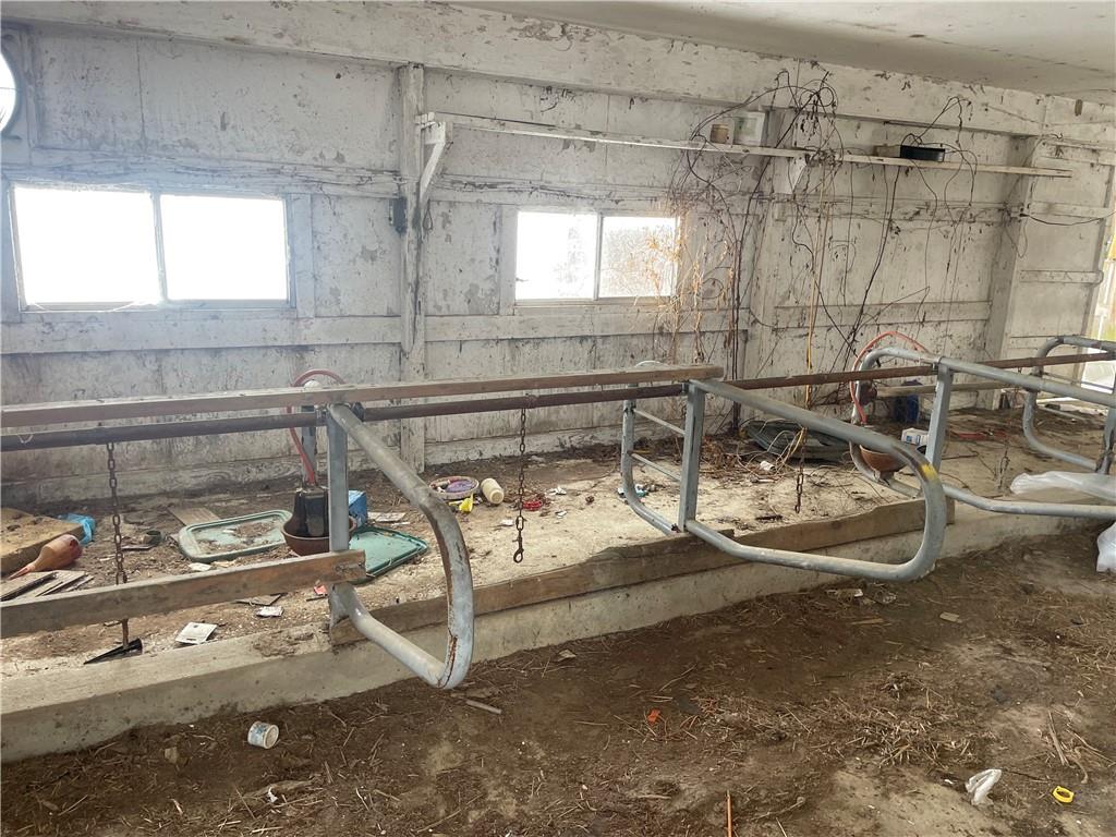 495 East Jamestown Road Greenville, PA 16125 - Photo 11 of 13