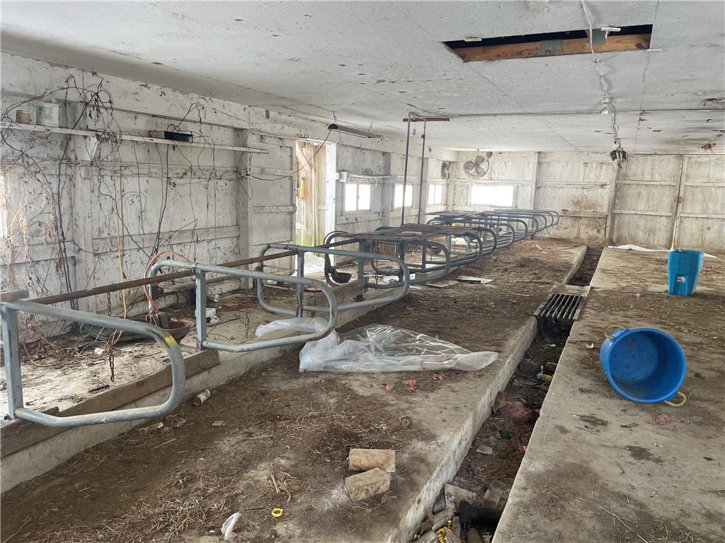 495 East Jamestown Road Greenville, PA 16125 - Photo 12 of 13