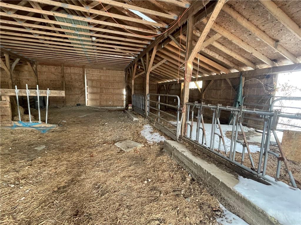 495 East Jamestown Road Greenville, PA 16125 - Photo 10 of 13