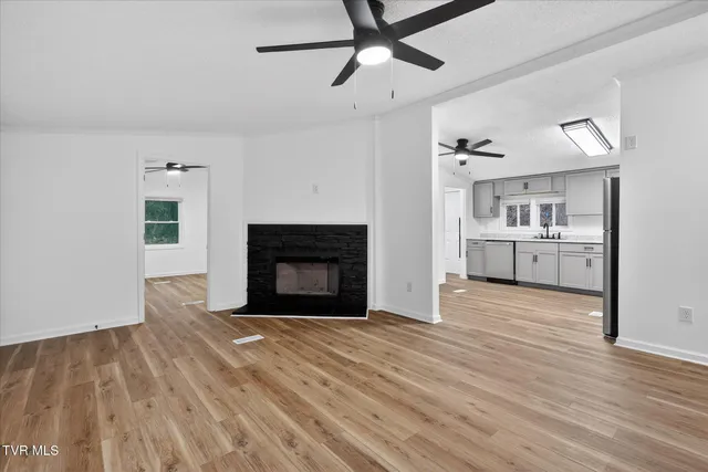 $234,900 | 10657 Oak Grove Road, Bristol, VA 24202