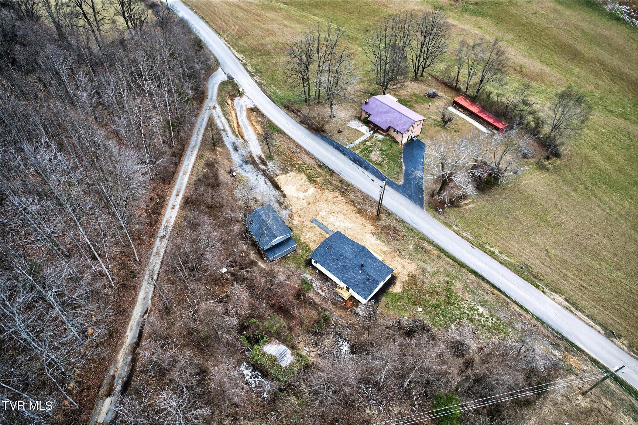 10657 Oak Grove Road Bristol, VA 24202 - Photo 33 of 46 45-10657-Oak-Grove-Rd-Bristol-VA-24202-W