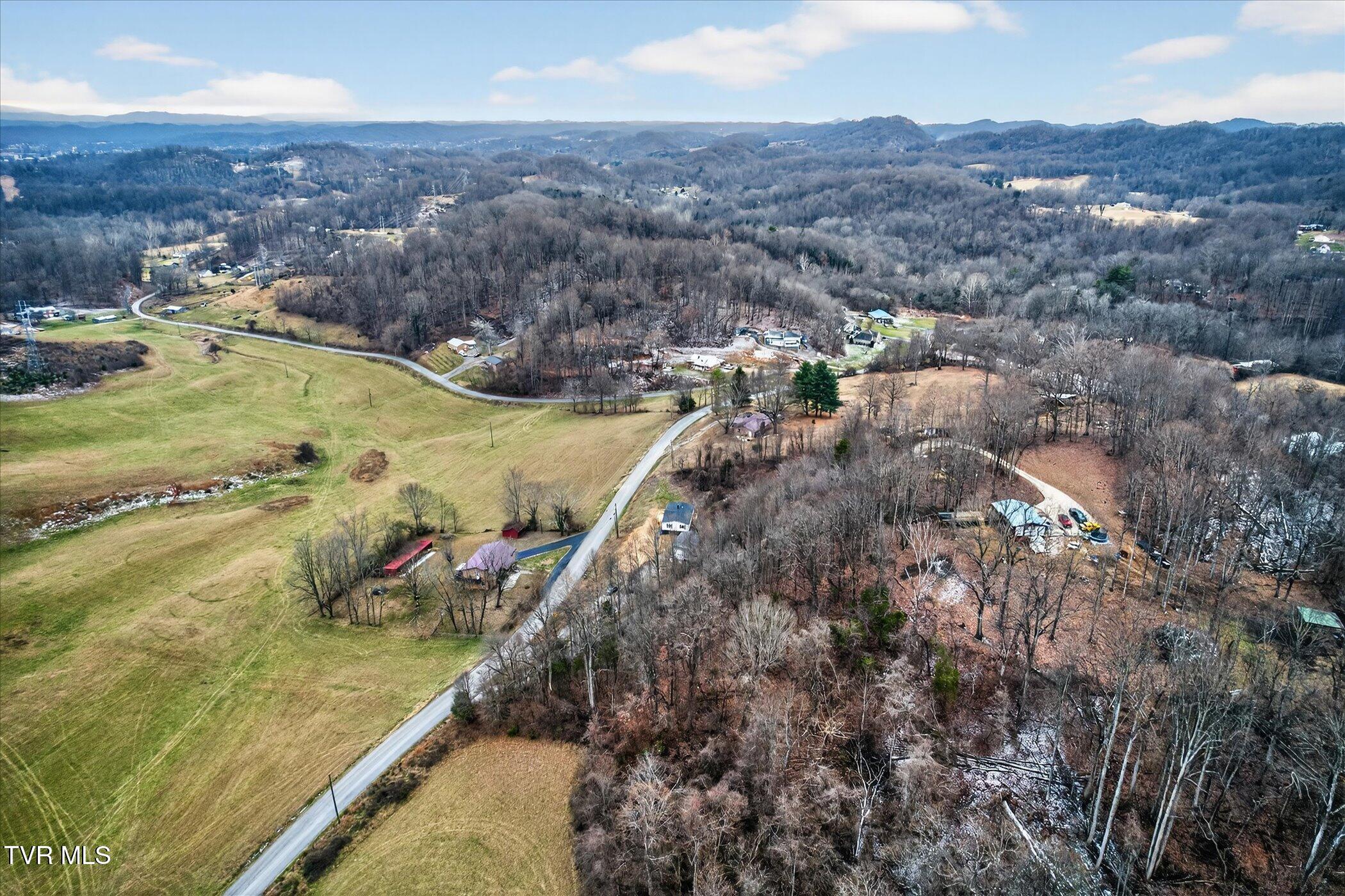 10657 Oak Grove Road Bristol, VA 24202 - Photo 43 of 46 36-10657-Oak-Grove-Rd-Bristol-VA-24202-W