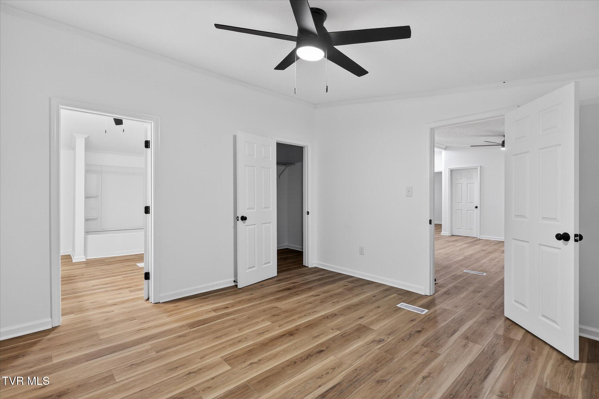 10657 Oak Grove Road Bristol, VA 24202 - Photo 5 of 46 13-10657-Oak-Grove-Rd-Bristol-VA-24202-W