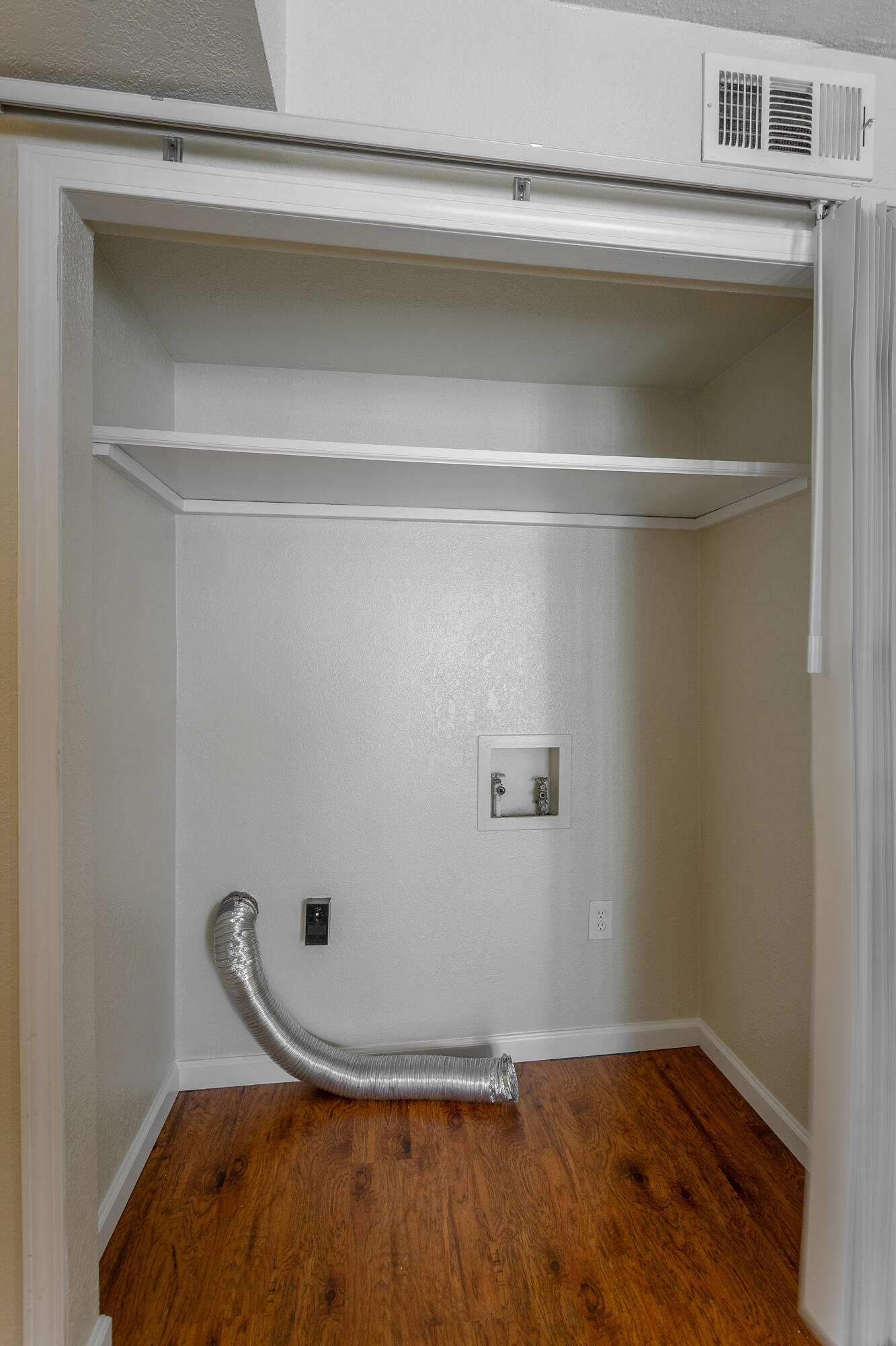 900 Mountain Creek Road, Unit Q263 Chattanooga, TN 37405 - Photo 14 of 36 900 Mountain Creek Road Unit Q263 HD-17