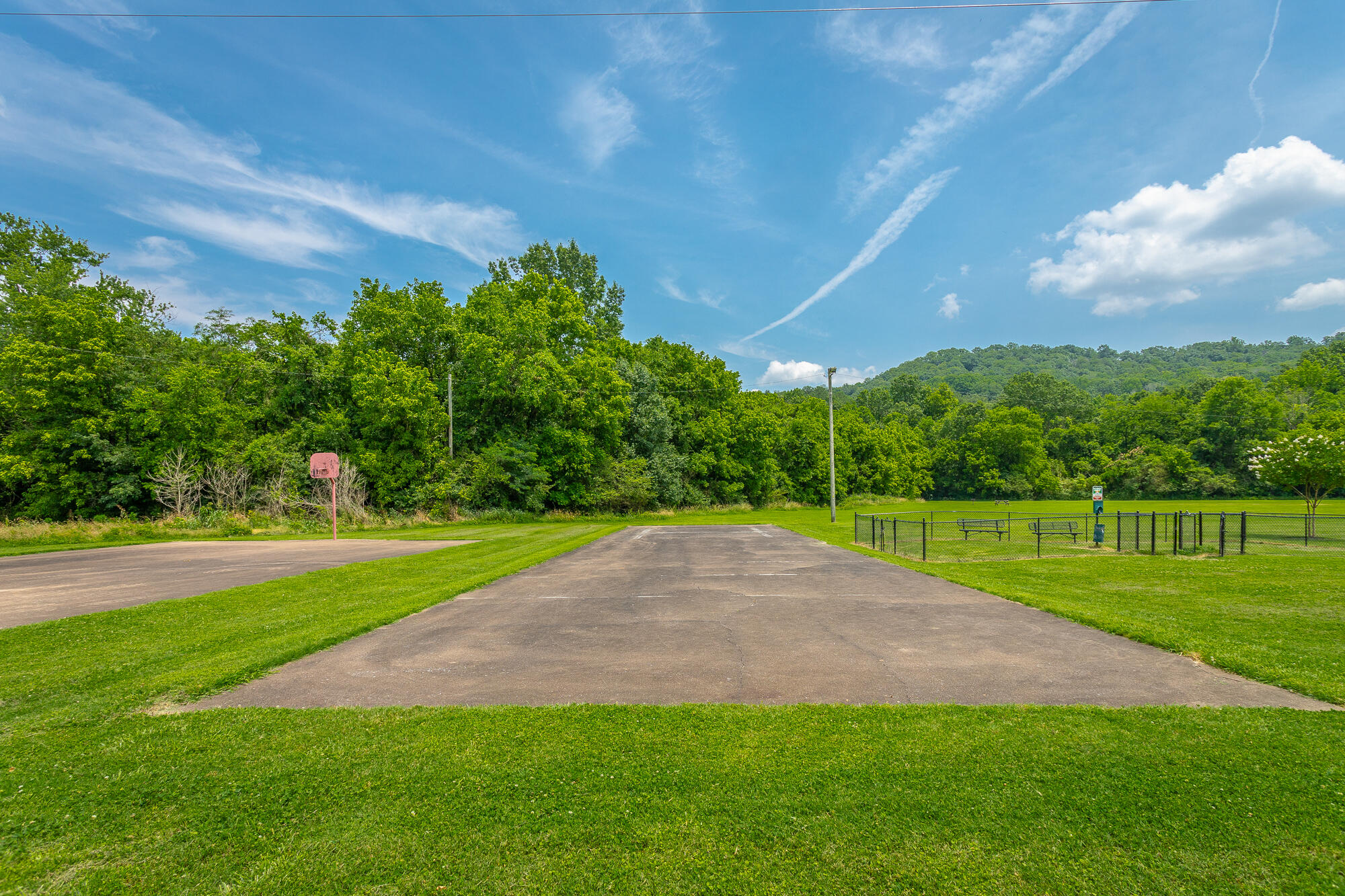 900 Mountain Creek Road, Unit Q263 Chattanooga, TN 37405 - Photo 27 of 36 900 Mountain Creek Road Unit Q263 HD-45