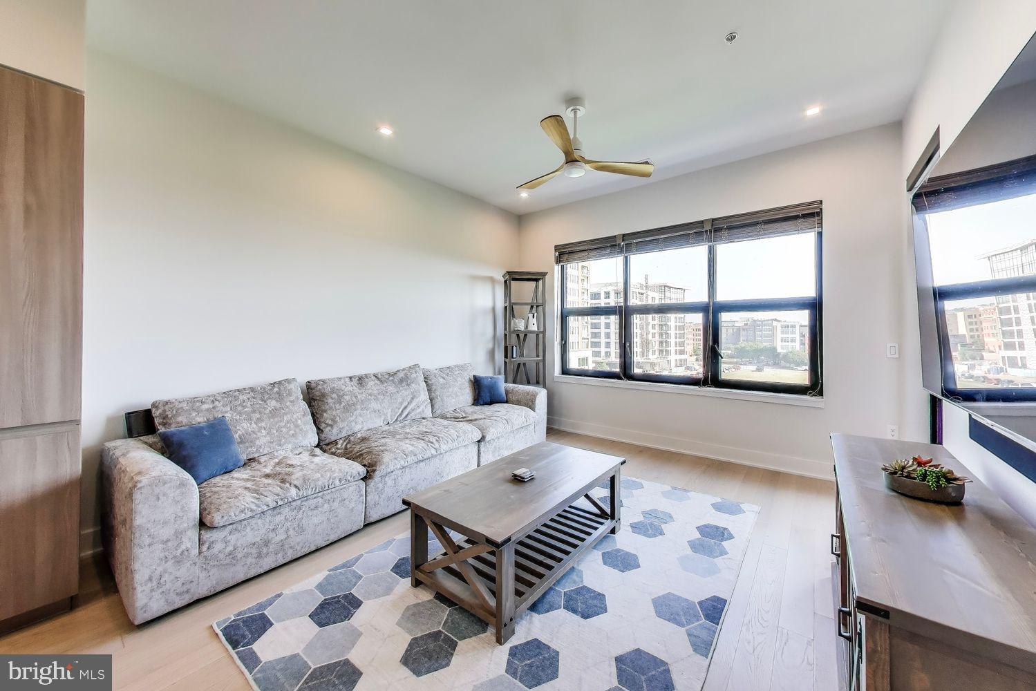 701 Swann Avenue, Unit 507 Alexandria, VA 22301 - Photo 5 of 26