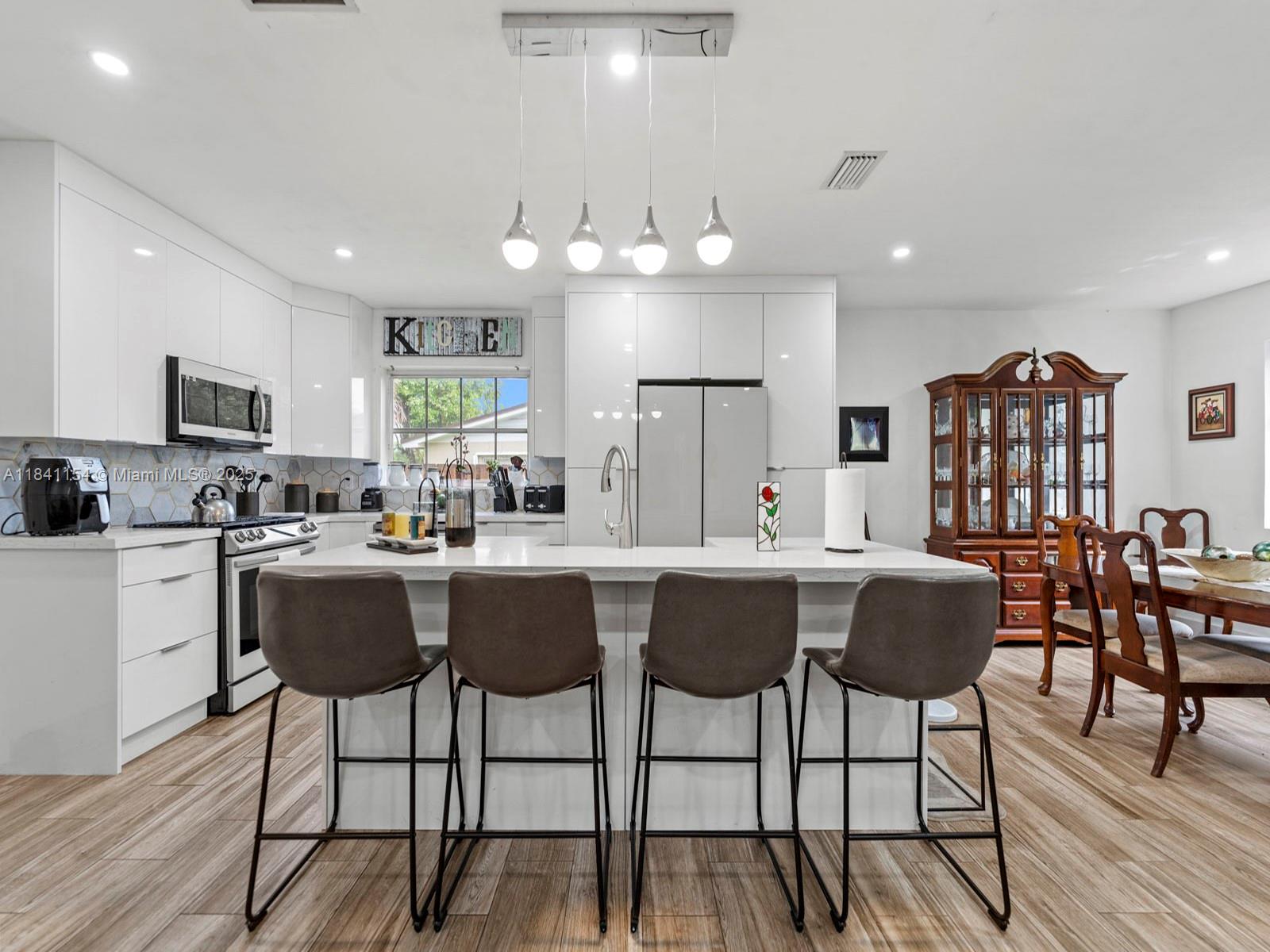 19711 Whispering Pines Road Cutler Bay, FL 33157 - Photo 11 of 35