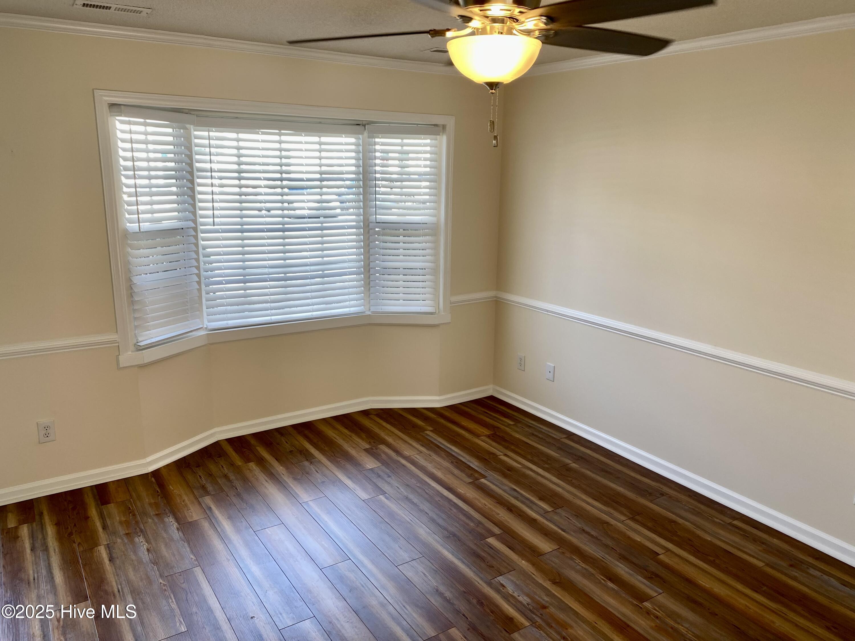 930 Spring Forest Road, Unit G5 Greenville, NC 27834 - Photo 4 of 15 IMG_8597