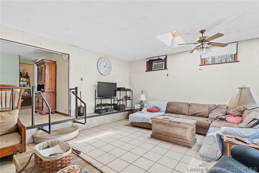 4566 South Sommerville Road Scottsburg, IN 47170 - Photo 12 of 42