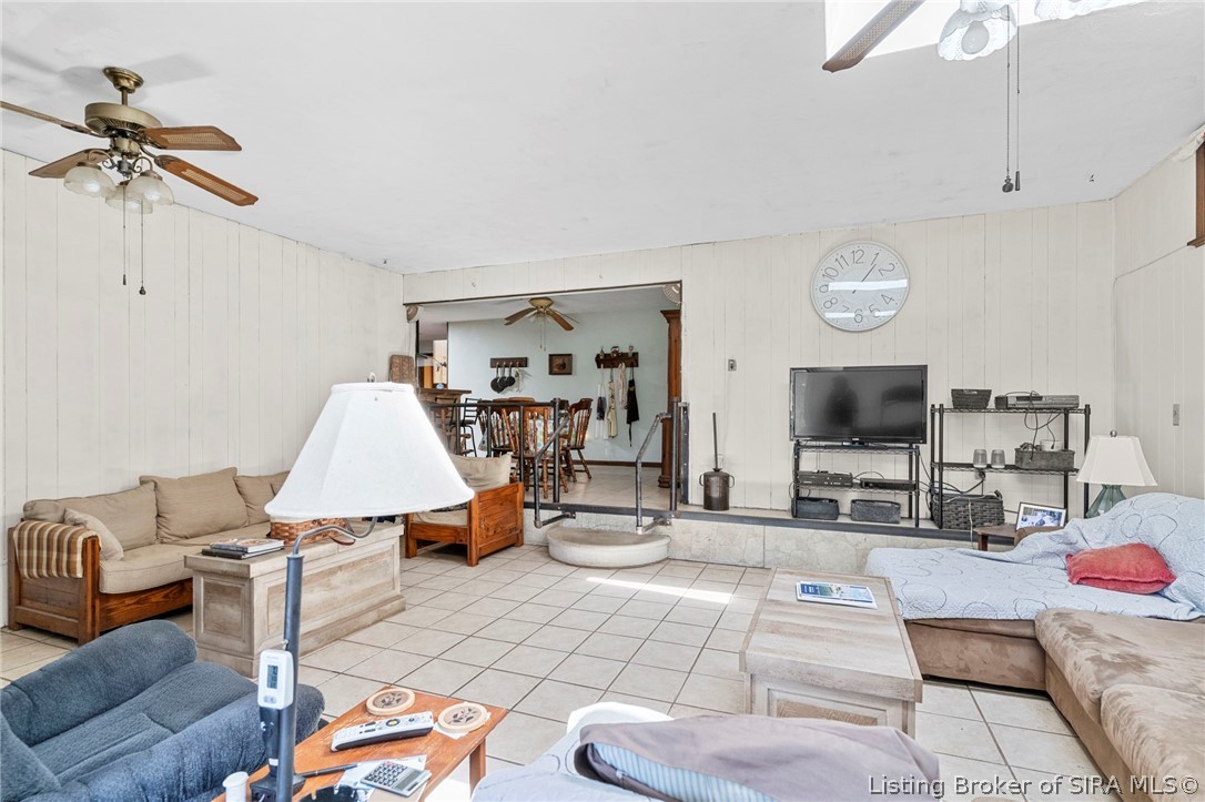 4566 South Sommerville Road Scottsburg, IN 47170 - Photo 13 of 42