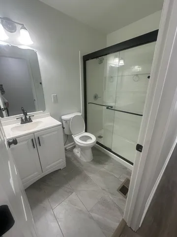 $249,900 | 825 East Happy Hollow Drive, Clarksville, TN 37040