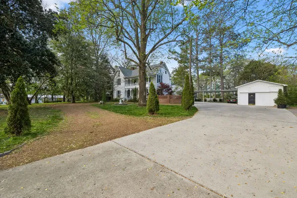 $725,000 | 728 South Spring Street, Manchester, TN 37355