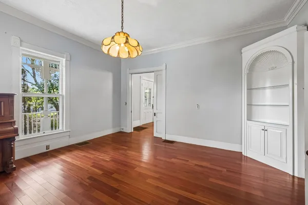 $725,000 | 728 South Spring Street, Manchester, TN 37355