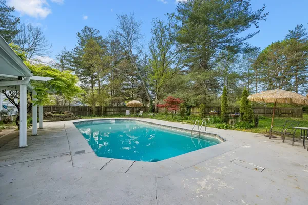$725,000 | 728 South Spring Street, Manchester, TN 37355