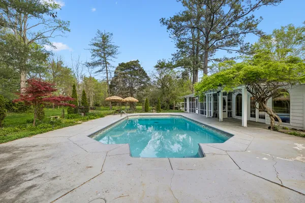 $725,000 | 728 South Spring Street, Manchester, TN 37355