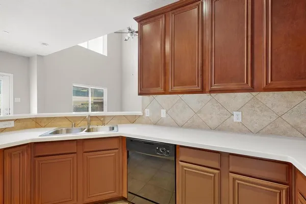 $2,100 | 8742 San Bernard Street, Plano, TX 75024