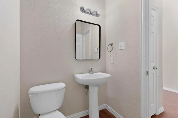 $2,100 | 8742 San Bernard Street, Plano, TX 75024