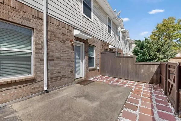 $2,100 | 8742 San Bernard Street, Plano, TX 75024