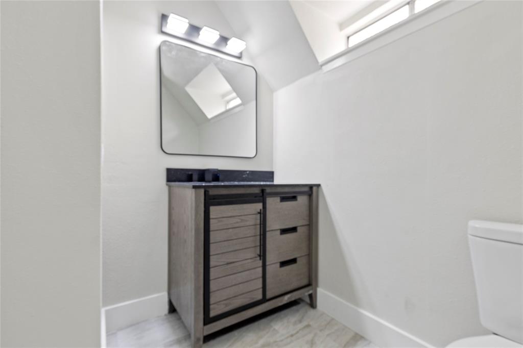 706 Commerce Street Euless, TX 76040 - Photo 15 of 28 unknown