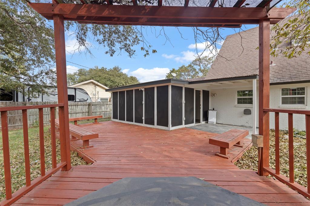 706 Commerce Street Euless, TX 76040 - Photo 21 of 28 a outdoor view with a backyard