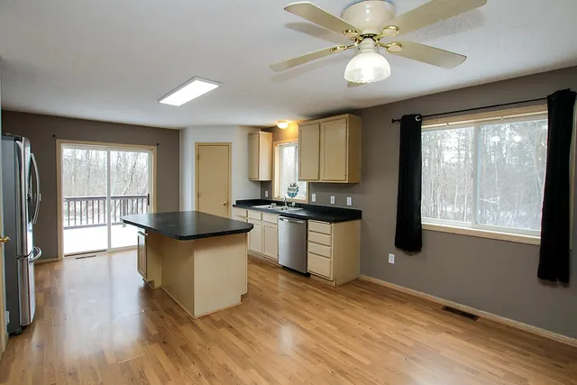 $499,000 | 18218 Baldwin Court, Lester Prairie, MN 55354