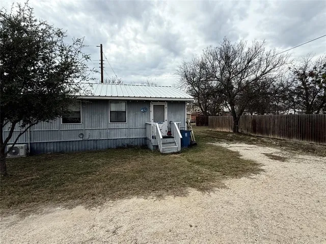 $230,000 | 217 2nd Street, Cross Plains, TX 76443
